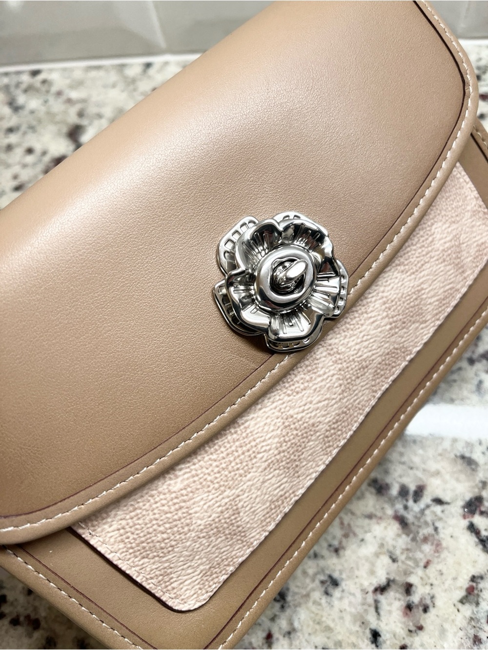 Coach Parker Signature Crossbody Bag with Tea Rose Closure NWT - Picture 5 of 14